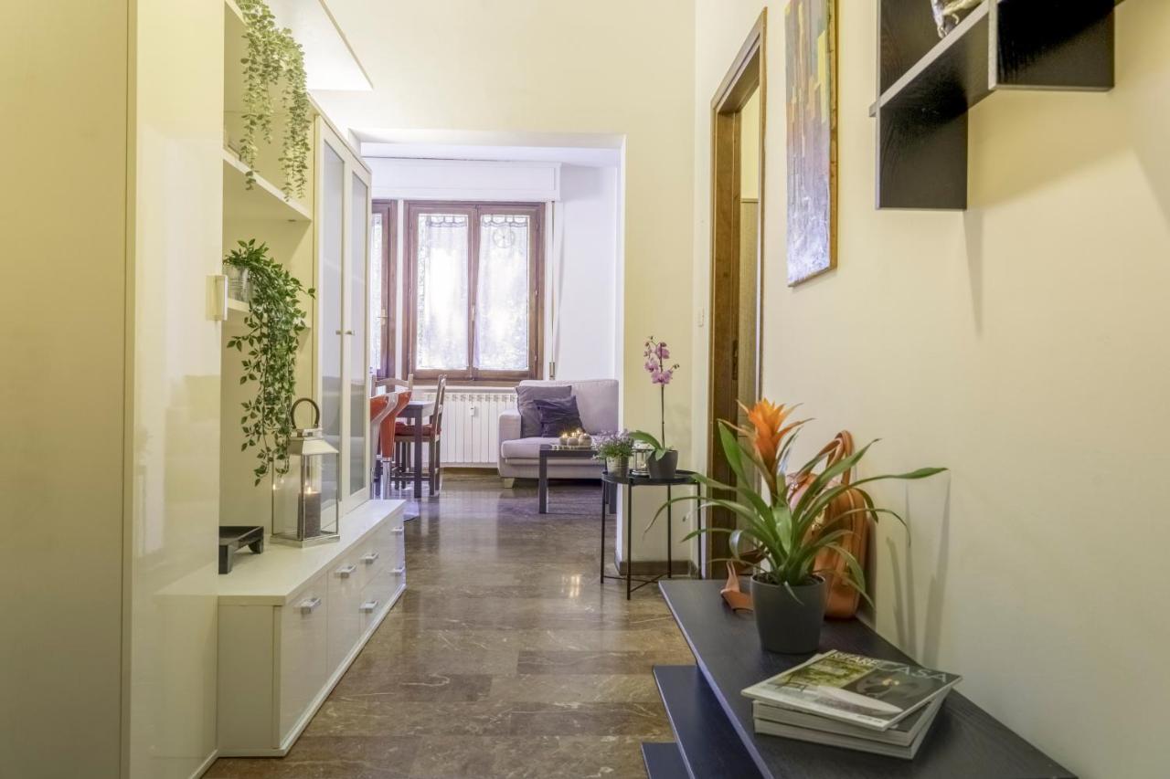 Cozy Roman Apartment With Parking Florence Extérieur photo